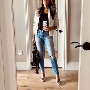 Aritzia fox print zip up- great condition!